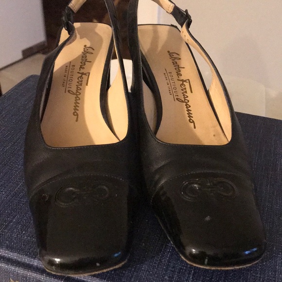 Salvatore Ferragamo Shoes - Vintage Ferragamo Slingback